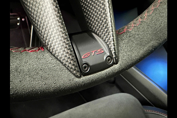 Porsche Taycan GTS 93 kWh | Luchtvering | Passagier-Display | 360 Camera | ACC | Inno-Drive | Sportstoelen | Panorama | Sport-Chrono | BOSE | Warmtepomp | Memory | Matrix-LED | 4-Zone Climate Control | Stuurverwarming | Stoelverwarming V+A | Keyless-Entry | 21 inch |