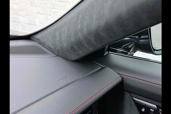 Porsche Taycan GTS 93 kWh | Luchtvering | Passagier-Display | 360 Camera | ACC | Inno-Drive | Sportstoelen | Panorama | Sport-Chrono | BOSE | Warmtepomp | Memory | Matrix-LED | 4-Zone Climate Control | Stuurverwarming | Stoelverwarming V+A | Keyless-Entry | 21 inch |