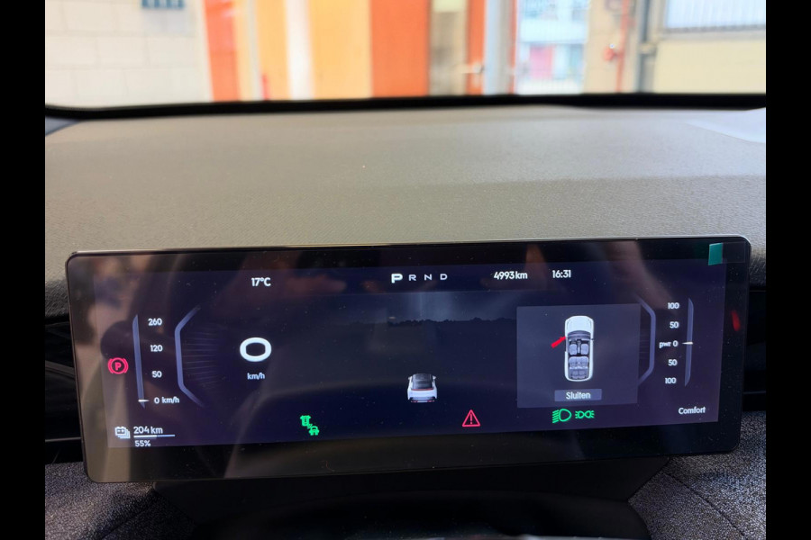 Lynk & Co 02 Core 66 kWh Stoelverwarming, Apple CarPlay, Achteruitrijcamera, Panoramadak, Elektrische Achterklep
