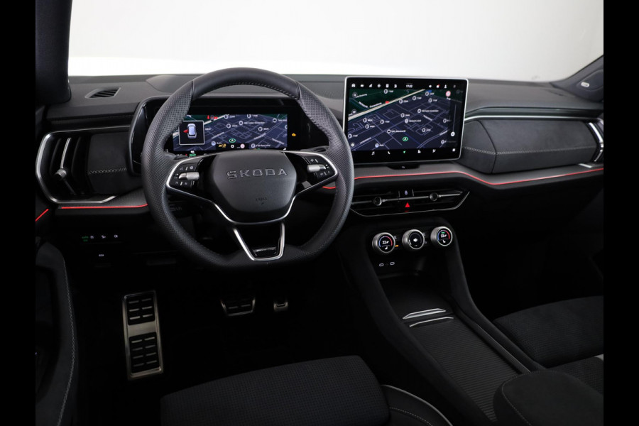 Škoda Kodiaq 1.5 TSI PHEV Sportline Business 204 pk 6 versn. DSG | Dynamic Chassis Control Pakket | Comfort Pakket | Head-up display | Parkeer Pakket | Winter Pakket | Trekhaak | Panoramadak |  20" lichtmetalen velgen Rila aero, antraciet zwart