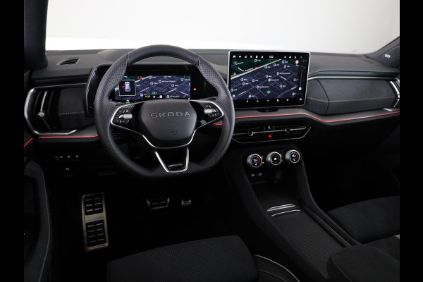 Škoda Kodiaq 1.5 TSI PHEV Sportline Business 204 pk 6 versn. DSG | Dynamic Chassis Control Pakket | Comfort Pakket | Head-up display | Parkeer Pakket | Winter Pakket | Trekhaak | Panoramadak |  20" lichtmetalen velgen Rila aero, antraciet zwart