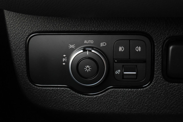 Mercedes-Benz Sprinter 316 2.2 CDI Aut. L2H2 Standkachel, LED, Camera, Cruise, Apple Carplay, Airco, Zonneklep, Trekhaak, 18''