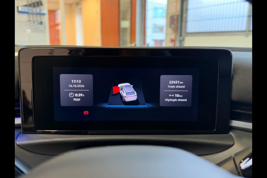 Volkswagen T-Roc 1.5 TSI R-Line Edition Apple Carplay, Adap. cruise, Stoel/stuurverwarming, Sfeerverlichting, full led