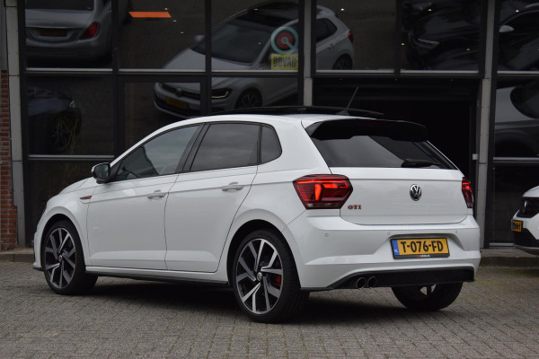 Volkswagen Polo 2.0 TSI GTI Pano Keyess BBD Camera ACC