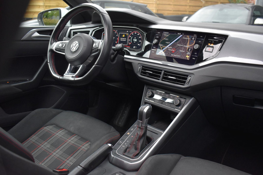 Volkswagen Polo 2.0 TSI GTI Pano Keyess BBD Camera ACC