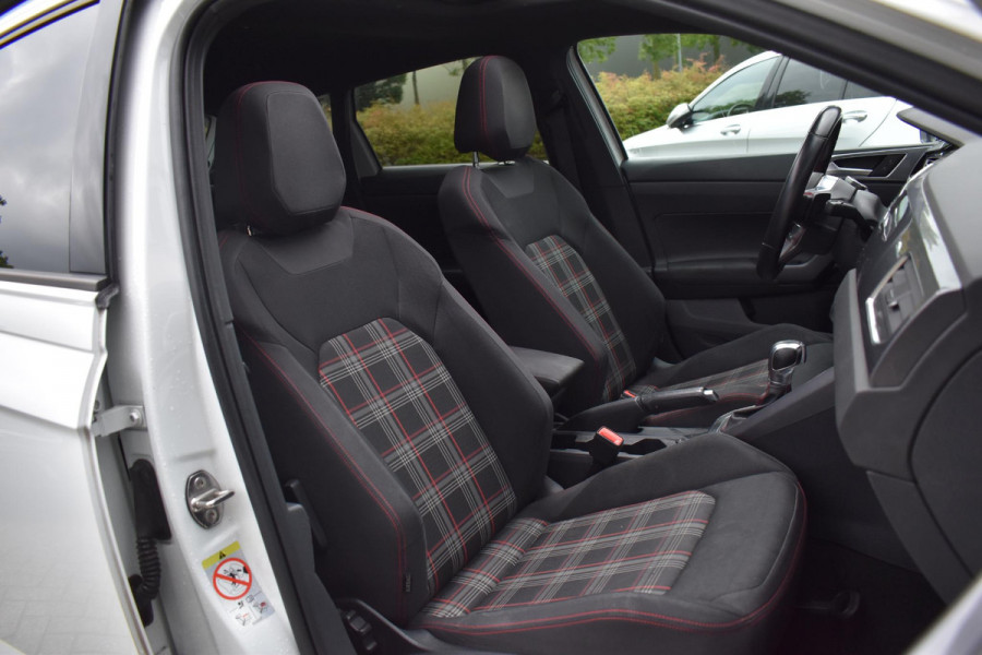Volkswagen Polo 2.0 TSI GTI Pano Keyess BBD Camera ACC