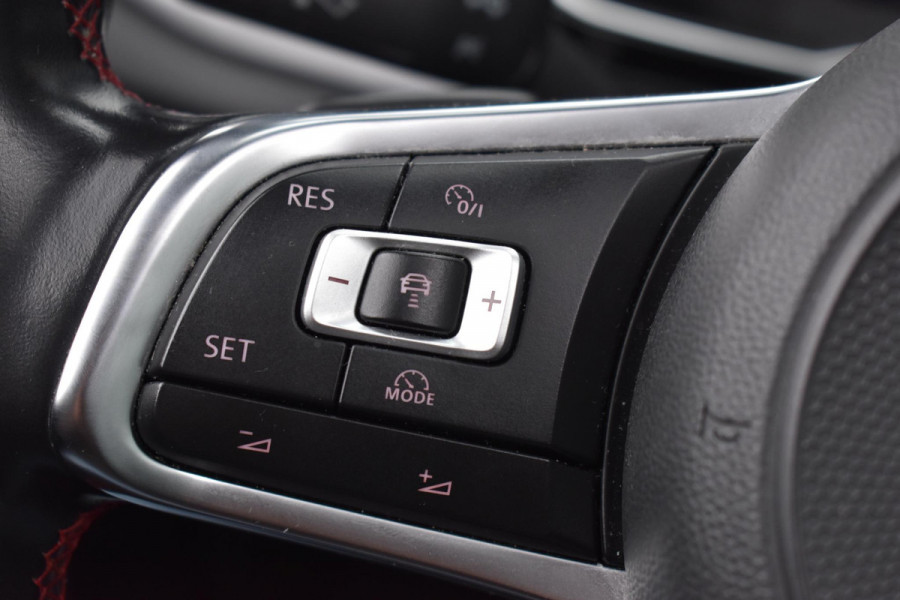 Volkswagen Polo 2.0 TSI GTI Pano Keyess BBD Camera ACC