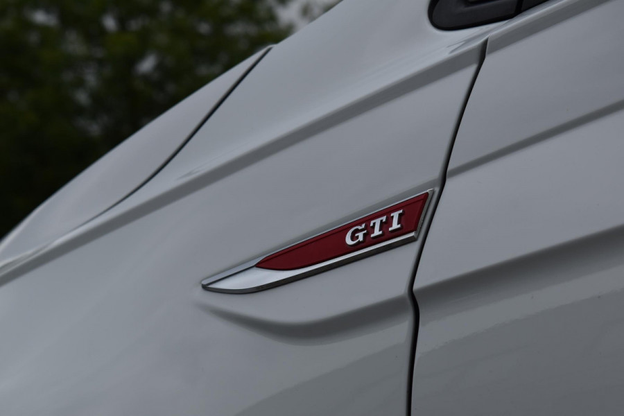 Volkswagen Polo 2.0 TSI GTI Pano Keyess BBD Camera ACC
