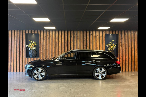 Mercedes-Benz E-Klasse Estate 250 Premium Plus / Schuifdak / Trekhaak / Sfeerverlichting / Camera / Stoelverwarming