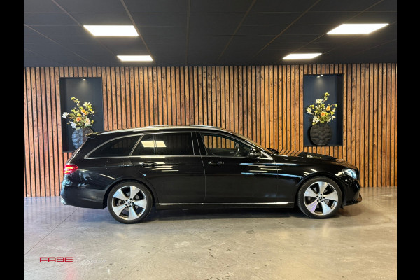 Mercedes-Benz E-Klasse Estate 250 Premium Plus / Schuifdak / Trekhaak / Sfeerverlichting / Camera / Stoelverwarming