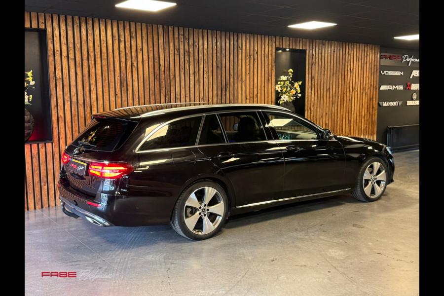 Mercedes-Benz E-Klasse Estate 250 Premium Plus / Schuifdak / Trekhaak / Sfeerverlichting / Camera / Stoelverwarming
