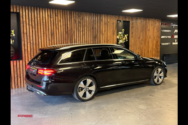 Mercedes-Benz E-Klasse Estate 250 Premium Plus / Schuifdak / Trekhaak / Sfeerverlichting / Camera / Stoelverwarming