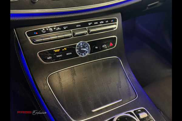 Mercedes-Benz E-Klasse Estate 250 Premium Plus / Schuifdak / Trekhaak / Sfeerverlichting / Camera / Stoelverwarming