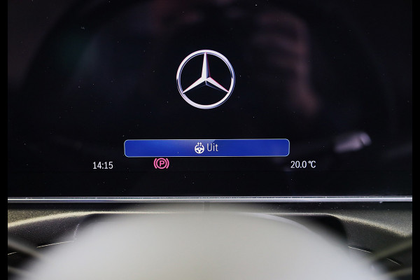 Mercedes-Benz CLE Cabriolet AMG 53 4MATIC+ / Performance Stoelen / Acc / Verkoeling / Memory / Burmester / Head Up / 360 Camera