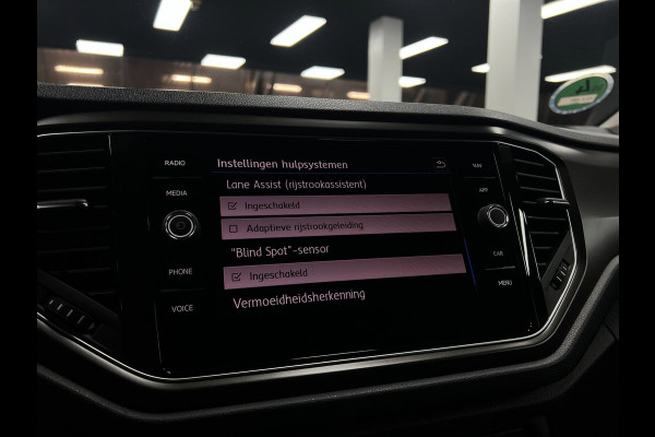 Volkswagen T-Roc 1.0 TSI | Elek.Koffer| Carplay| ACC | Pano