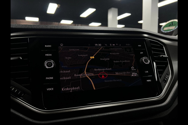 Volkswagen T-Roc 1.0 TSI | Elek.Koffer| Carplay| ACC | Pano