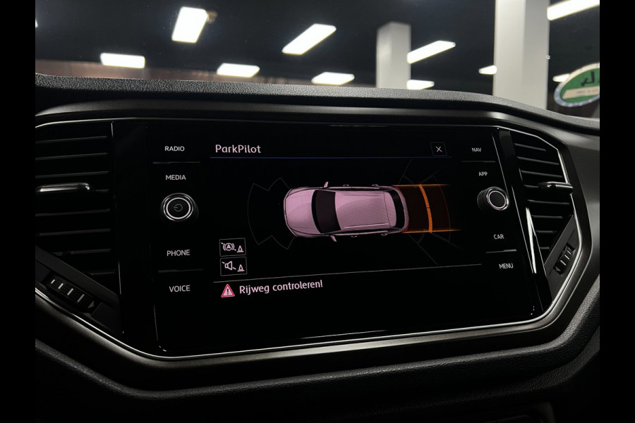 Volkswagen T-Roc 1.0 TSI | Elek.Koffer| Carplay| ACC | Pano