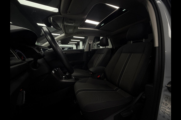 Volkswagen T-Roc 1.0 TSI | Elek.Koffer| Carplay| ACC | Pano