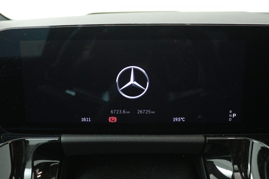 Mercedes-Benz EQA 250+ Business Solution AMG 71 kWh (PANORAMADAK, SFEERVERLICHTING, MOMERY SEATS, RONDOMZICHT CAMERA, FABRIEKSGARANTIE)