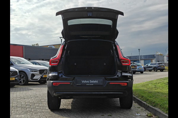 Volvo XC40 B4 211PK Plus Dark | Stoel/Stuur Verwarming | Trekhaak |  ACC | H&K | BLIS | Keyless |