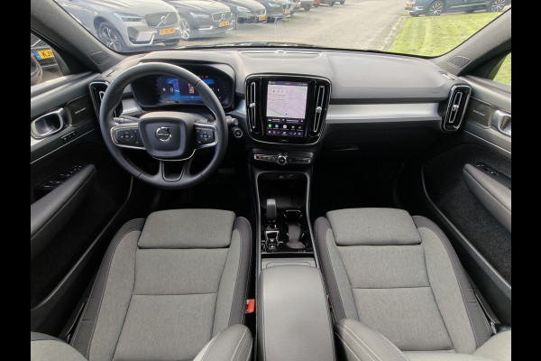 Volvo XC40 B4 211PK Plus Dark | Stoel/Stuur Verwarming | Trekhaak |  ACC | H&K | BLIS | Keyless |