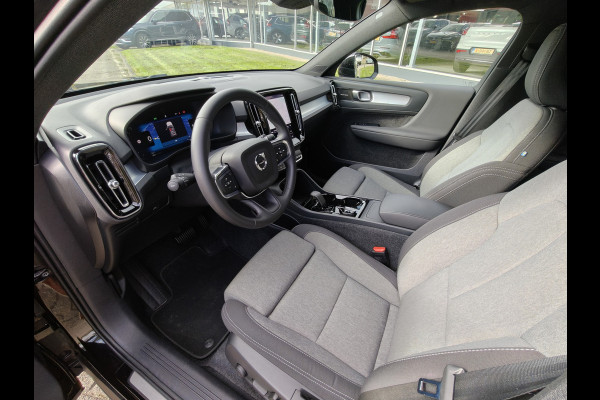 Volvo XC40 B4 211PK Plus Dark | Stoel/Stuur Verwarming | Trekhaak |  ACC | H&K | BLIS | Keyless |