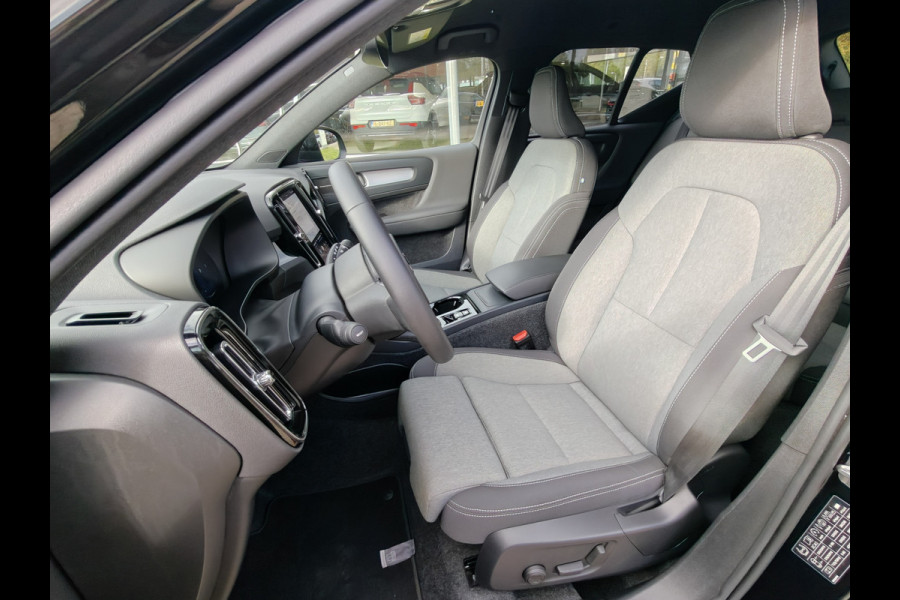 Volvo XC40 B4 211PK Plus Dark | Stoel/Stuur Verwarming | Trekhaak |  ACC | H&K | BLIS | Keyless |