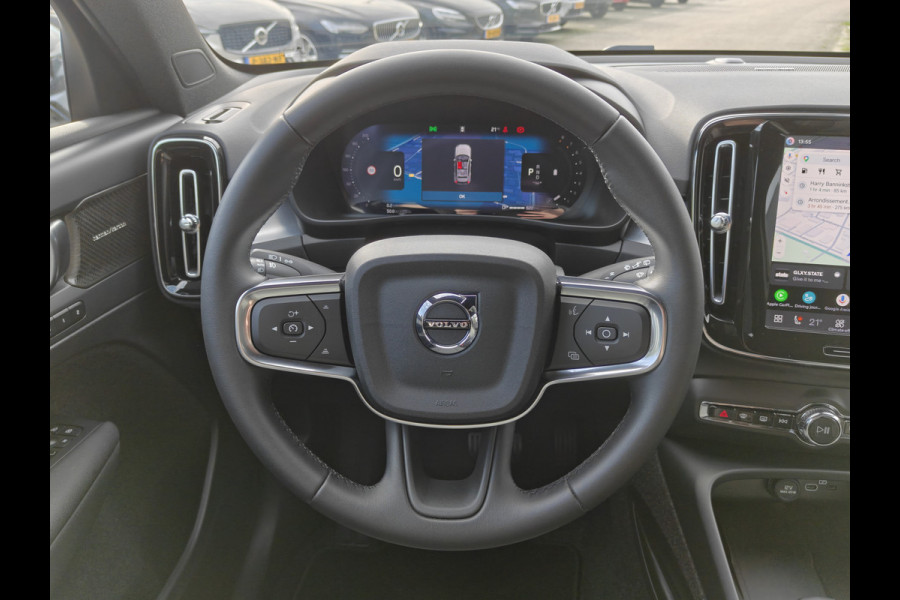 Volvo XC40 B4 211PK Plus Dark | Stoel/Stuur Verwarming | Trekhaak |  ACC | H&K | BLIS | Keyless |