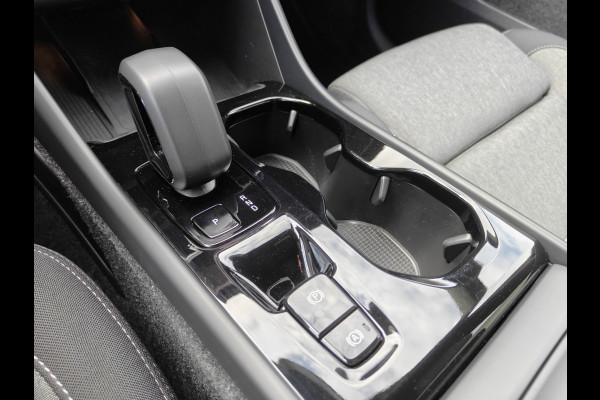 Volvo XC40 B4 211PK Plus Dark | Stoel/Stuur Verwarming | Trekhaak |  ACC | H&K | BLIS | Keyless |