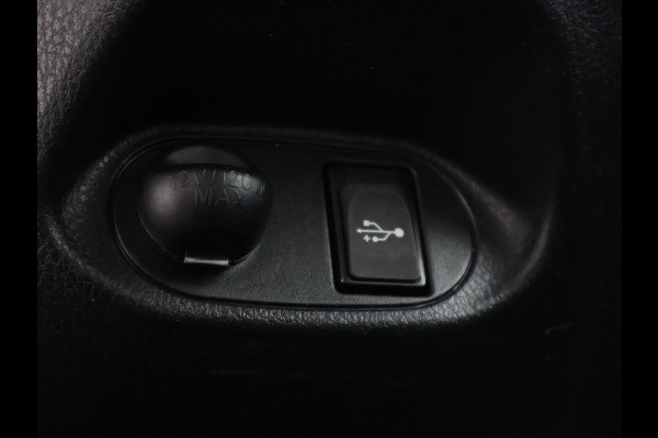 Toyota Yaris 1.0 VVT-i Y20 Bi-Tone | Garantie tot 05-2029! | Navigatie | Camera | Cruise Control | Privacy Glass