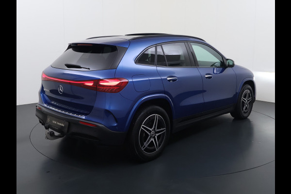 Mercedes-Benz EQA EQA 250+ AMG Line 71 kWh | Pano HUD Burmester Memory Trekhaak
