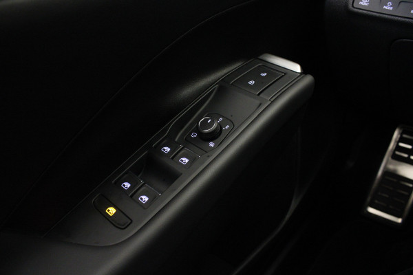 Volkswagen T-Roc 1.5 Hybrid R-Line