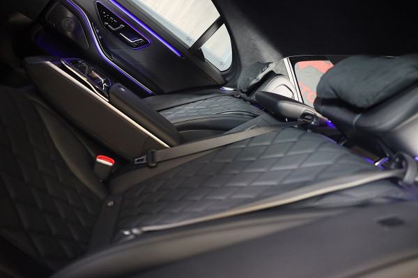 Mercedes-Benz S-Klasse 580 e 4MATIC Lang AMG Line / Chauffeurspakket Plus / Massage / Koptelefoons / Head Up / Pano / 360 Camera