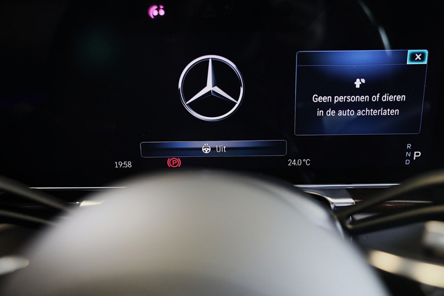 Mercedes-Benz S-Klasse 580 e 4MATIC Lang AMG Line / Chauffeurspakket Plus / Massage / Koptelefoons / Head Up / Pano / 360 Camera