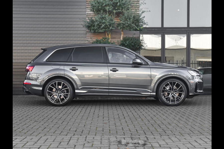 Audi Q7 55 TFSI quattro S Line Ex BTW/ BPM Panoramadak ACC Leren bekleding 22 inch velgen Trekhaak