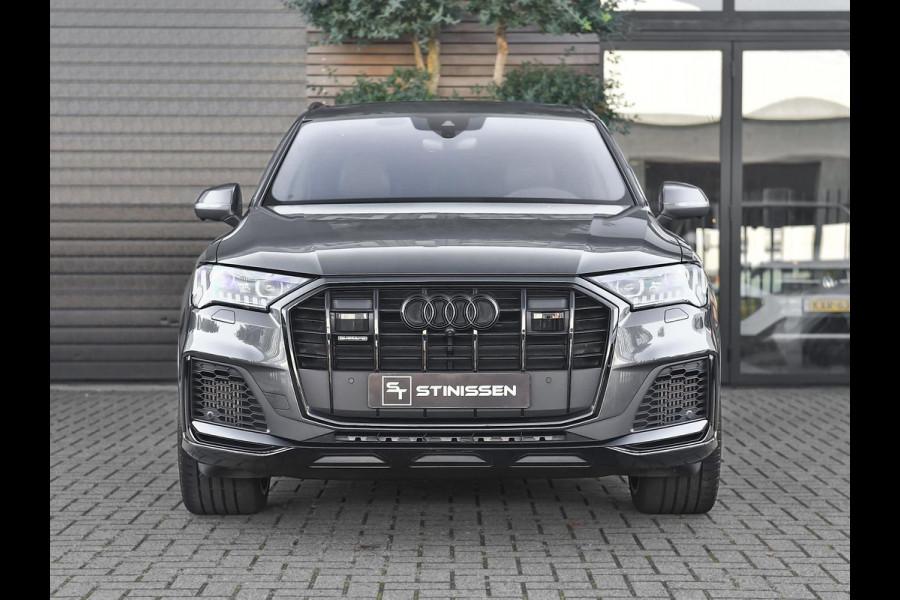 Audi Q7 55 TFSI quattro S Line Ex BTW/ BPM Panoramadak ACC Leren bekleding 22 inch velgen Trekhaak