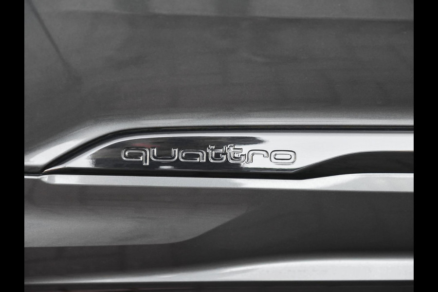 Audi Q7 55 TFSI quattro S Line Ex BTW/ BPM Panoramadak ACC Leren bekleding 22 inch velgen Trekhaak