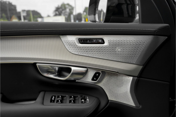 Volvo XC90 2.0 T8 Plug-in AWD Ultra Black 7p Model 2027 B&W Pano Massage Stoelventilatie Trekhaak