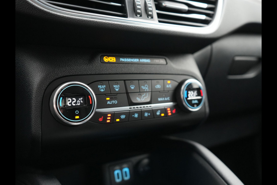 Ford Kuga 2.5 PHEV Titanium X 225pk Dealer O.H. | Trekhaak Af Fabriek | Adaptive Cruise | Head Up | 360 Camera | Sportstoelen & Stuur Verwarmd | BLIS | Keyless | Apple Carplay | Navigatie | DAB | 20"L.M |