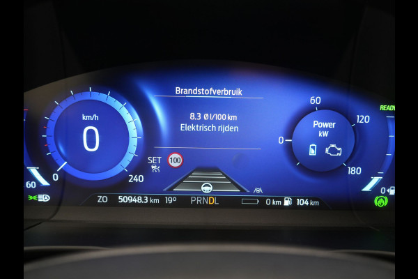 Ford Kuga 2.5 PHEV Titanium X 225pk Dealer O.H. | Trekhaak Af Fabriek | Adaptive Cruise | Head Up | 360 Camera | Sportstoelen & Stuur Verwarmd | BLIS | Keyless | Apple Carplay | Navigatie | DAB | 20"L.M |