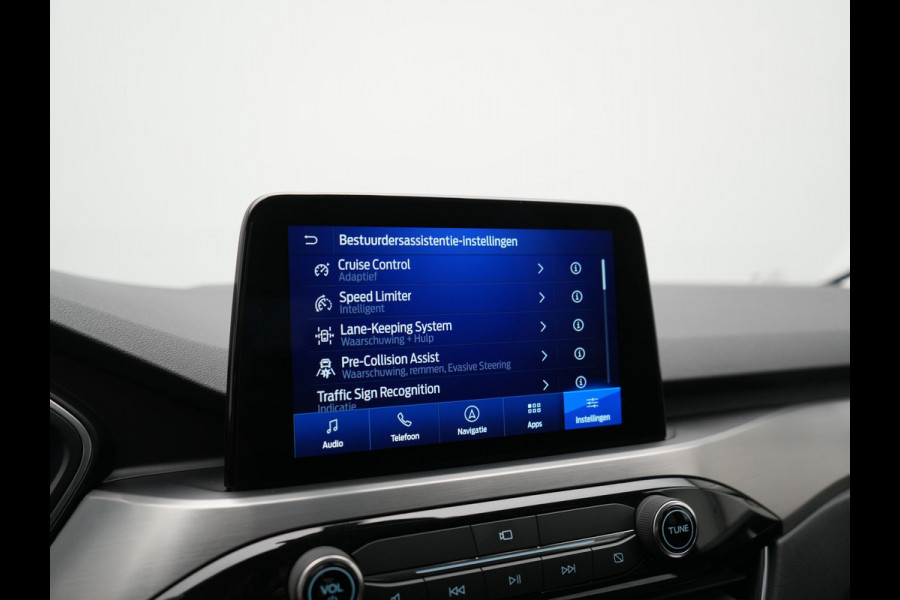 Ford Kuga 2.5 PHEV Titanium X 225pk Dealer O.H. | Trekhaak Af Fabriek | Adaptive Cruise | Head Up | 360 Camera | Sportstoelen & Stuur Verwarmd | BLIS | Keyless | Apple Carplay | Navigatie | DAB | 20"L.M |