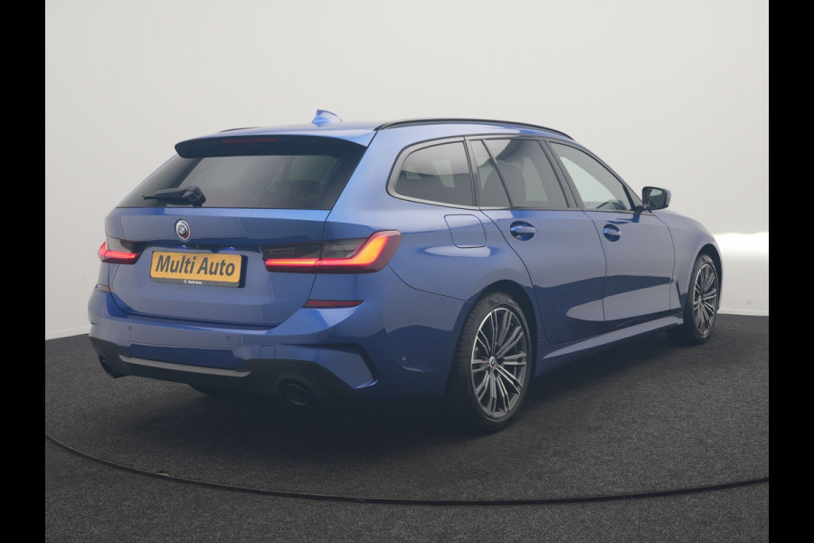 BMW 3 Serie Touring 330e M Sport PHEV 293pk Dealer O.H. | SOH 89,2% | Panodak | Head Up | Adaptive Cruise | 360 Camera | Adaptief Onderstel | Laser LED | Alcantara Sportstoelen Memory & Verwarmd | Sfeerverlichting | Keyless |  BLIS | Stuur Vewarmd Apple Carplay | Plug In Hybrid |