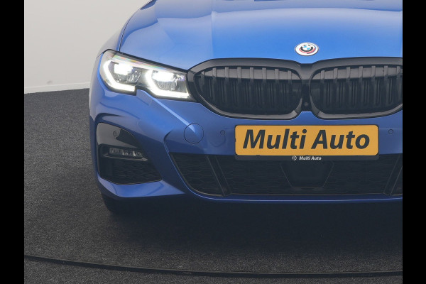 BMW 3 Serie Touring 330e M Sport PHEV 293pk Dealer O.H. | SOH 89,2% | Panodak | Head Up | Adaptive Cruise | 360 Camera | Adaptief Onderstel | Laser LED | Alcantara Sportstoelen Memory & Verwarmd | Sfeerverlichting | Keyless |  BLIS | Stuur Vewarmd Apple Carplay | Plug In Hybrid |