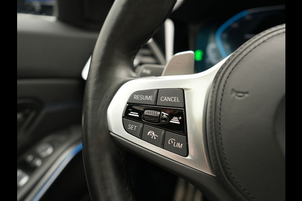 BMW 3 Serie Touring 330e M Sport PHEV 293pk Dealer O.H. | SOH 89,2% | Panodak | Head Up | Adaptive Cruise | 360 Camera | Adaptief Onderstel | Laser LED | Alcantara Sportstoelen Memory & Verwarmd | Sfeerverlichting | Keyless |  BLIS | Stuur Vewarmd Apple Carplay | Plug In Hybrid |