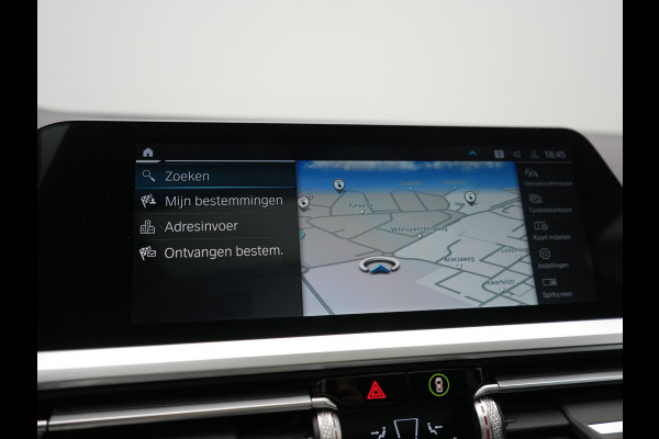 BMW 3 Serie Touring 330e M Sport PHEV 293pk Dealer O.H. | SOH 89,2% | Panodak | Head Up | Adaptive Cruise | 360 Camera | Adaptief Onderstel | Laser LED | Alcantara Sportstoelen Memory & Verwarmd | Sfeerverlichting | Keyless |  BLIS | Stuur Vewarmd Apple Carplay | Plug In Hybrid |