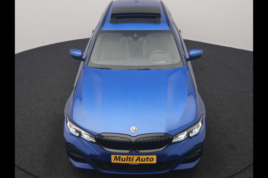 BMW 3 Serie Touring 330e M Sport PHEV 293pk Dealer O.H. | SOH 89,2% | Panodak | Head Up | Adaptive Cruise | 360 Camera | Adaptief Onderstel | Laser LED | Alcantara Sportstoelen Memory & Verwarmd | Sfeerverlichting | Keyless |  BLIS | Stuur Vewarmd Apple Carplay | Plug In Hybrid |