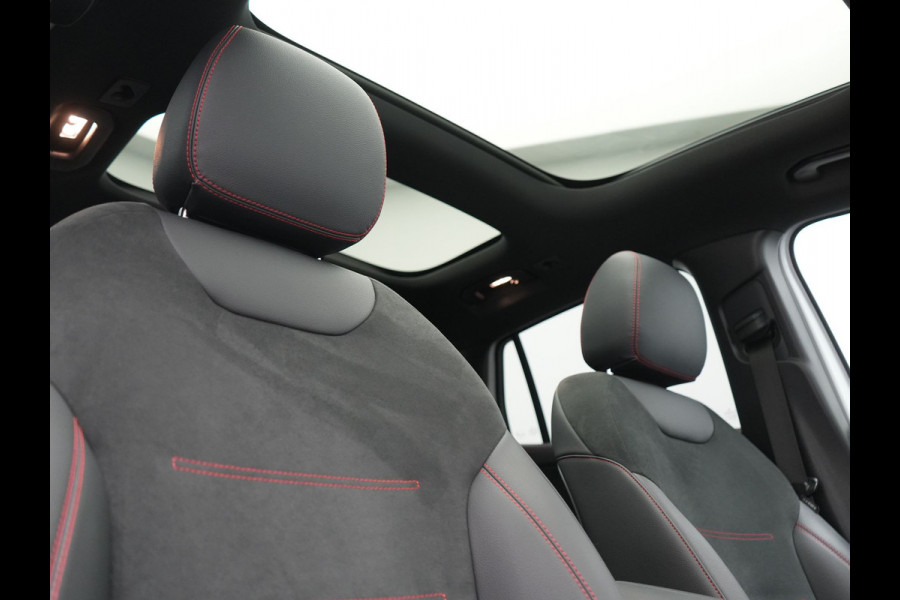 Mercedes-Benz EQA 250 AMG Line 67 kWh 190pk Dealer O.H. | Panodak | Camera | Sfeerverlichting | Alcantara Sportstoelen Verwarmd | BLIS | Keyless | Apple Carplay | Cruise Control | Navigatie | DAB | Virtual |