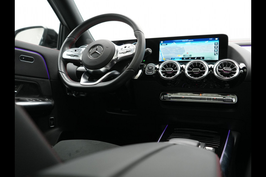 Mercedes-Benz EQA 250 AMG Line 67 kWh 190pk Dealer O.H. | Panodak | Camera | Sfeerverlichting | Alcantara Sportstoelen Verwarmd | BLIS | Keyless | Apple Carplay | Cruise Control | Navigatie | DAB | Virtual |