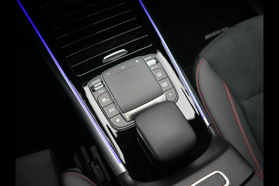 Mercedes-Benz EQA 250 AMG Line 67 kWh 190pk Dealer O.H. | Panodak | Camera | Sfeerverlichting | Alcantara Sportstoelen Verwarmd | BLIS | Keyless | Apple Carplay | Cruise Control | Navigatie | DAB | Virtual |