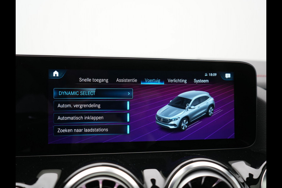 Mercedes-Benz EQA 250 AMG Line 67 kWh 190pk Dealer O.H. | Panodak | Camera | Sfeerverlichting | Alcantara Sportstoelen Verwarmd | BLIS | Keyless | Apple Carplay | Cruise Control | Navigatie | DAB | Virtual |